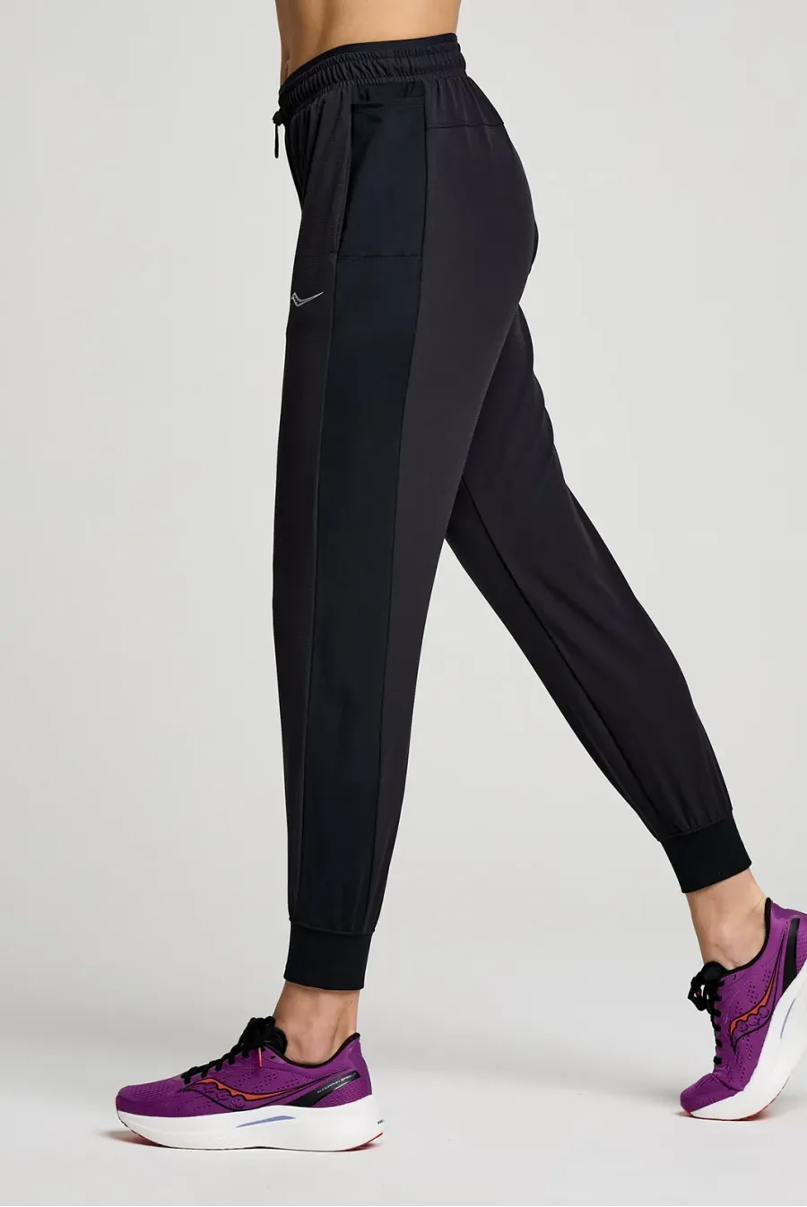 Штани Saucony Boston Woven Pant SAW800448-BK
