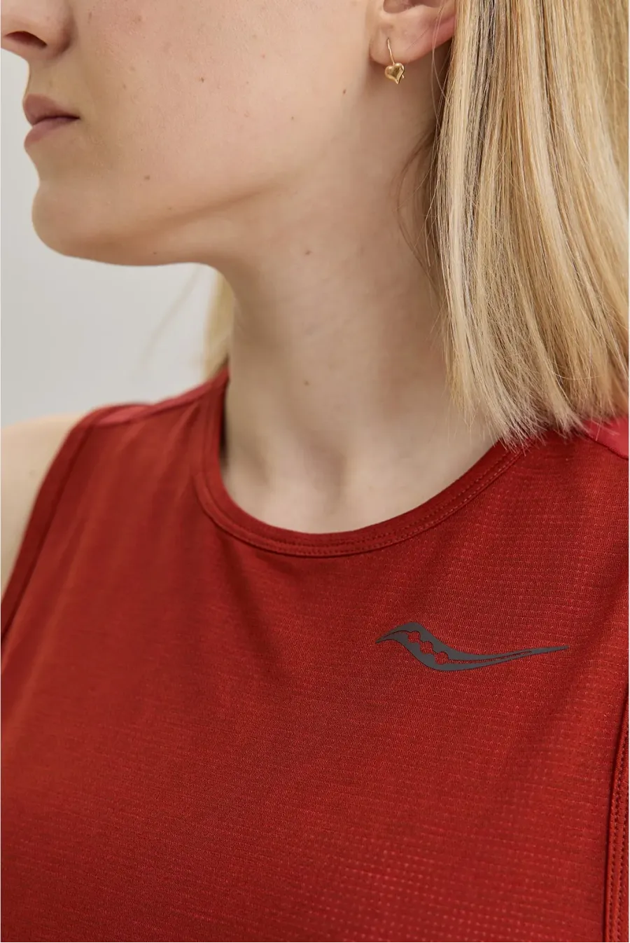 Майка Saucony Stopwatch Crop Tank SAW800527HNH