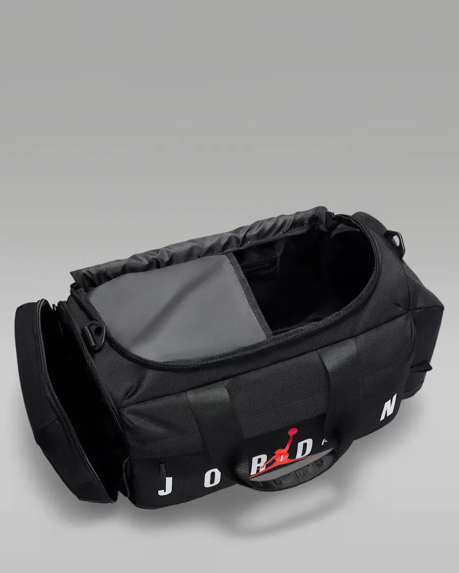 Сумка Nike Air Jordan Velocity Duffle Bag SM0920-023