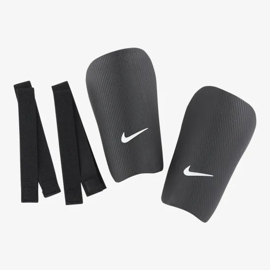 Щитки Nike Guard Comfort Essential SP2162-010