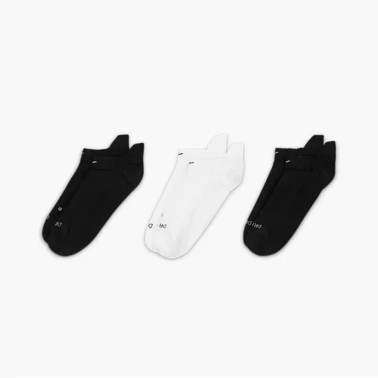 Шкарпетки Nike Everyday Lightweight Dri-FIT No-Show 3P SX4492-901