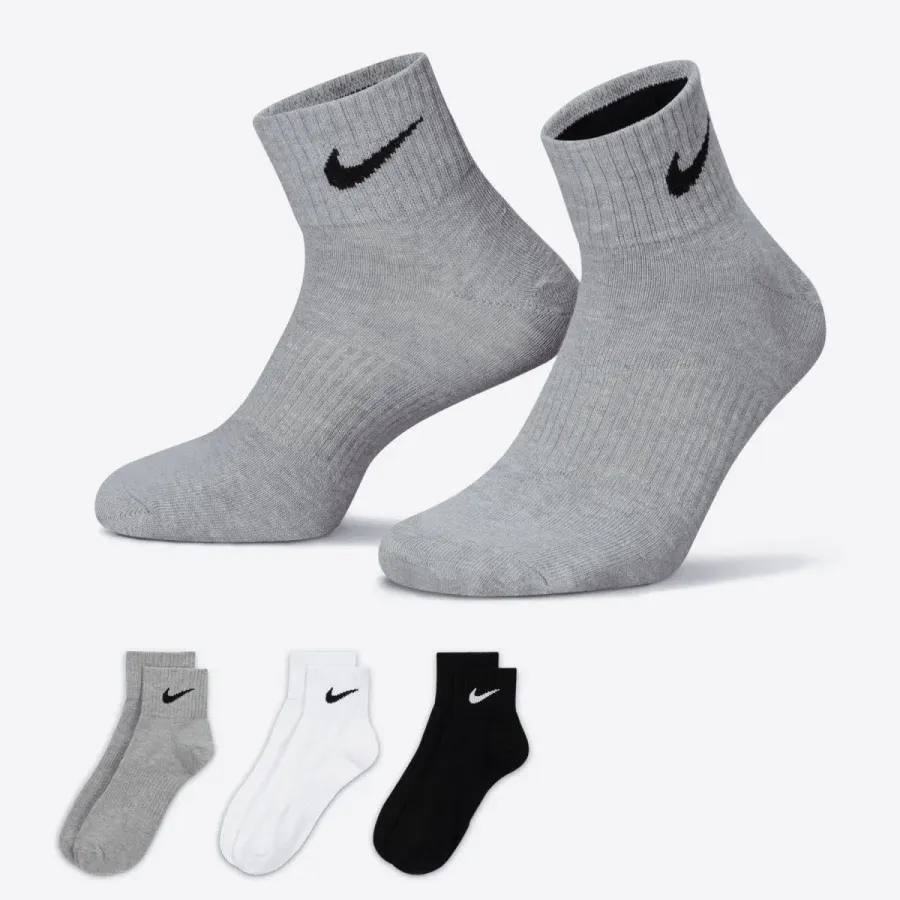 Шкарпетки Nike Everyday Lightweight Training Ankle 3P SX4706-901