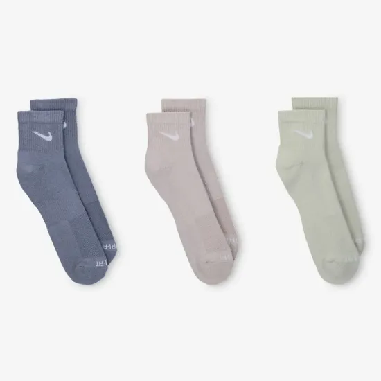 Шкарпетки Nike Everyday Plus Cushioned Crew SX6888-010 SX6890-933