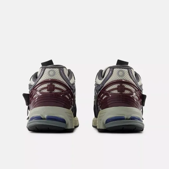 Кросівки New Balance 1906A U1906ANB