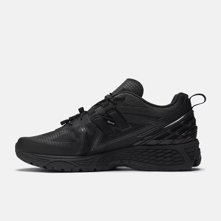 Кросівки New Balance 1906R U1906RNB