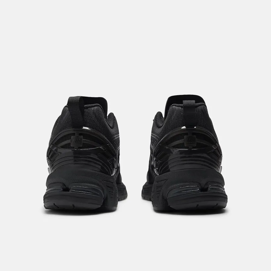 Кросівки New Balance 1906R U1906RNB