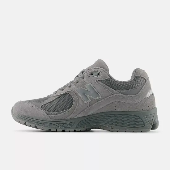 Кросівки New Balance 2002R U20021O2