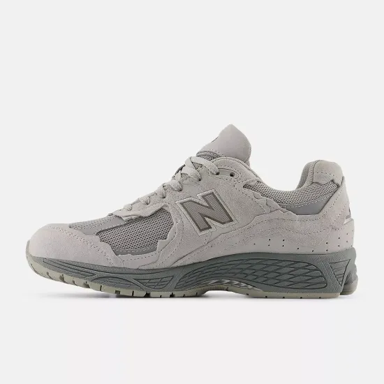 Кросівки New Balance 2002R Gore-Tex U200227R