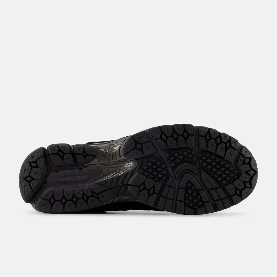 Кросівки New Balance 2002R U20023MB