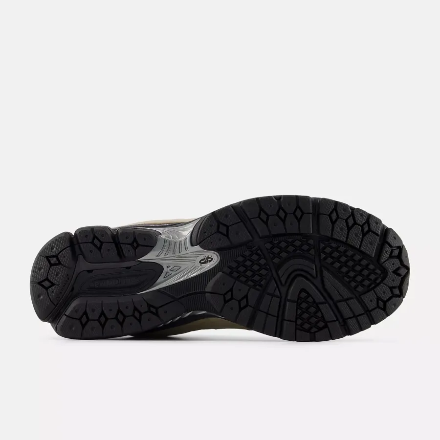 Кросівки New Balance 2002R U20026PU