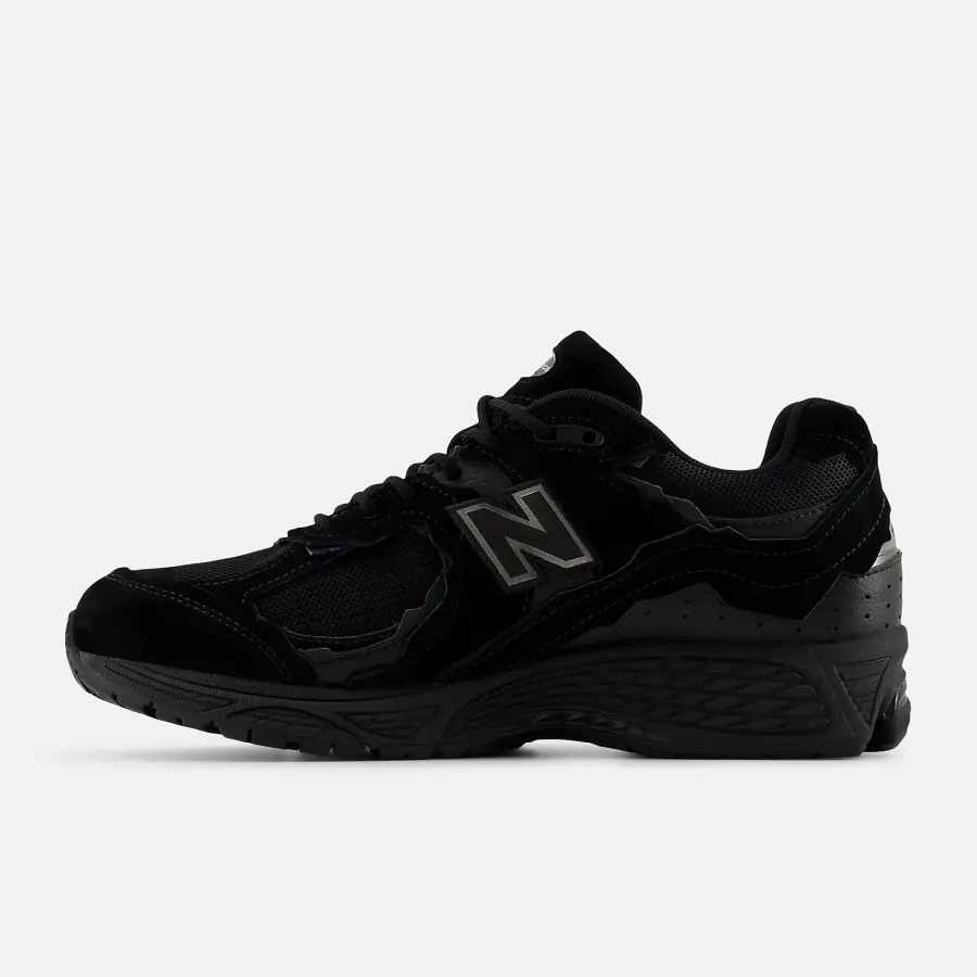 Кросівки New Balance 2002R U2002DXB