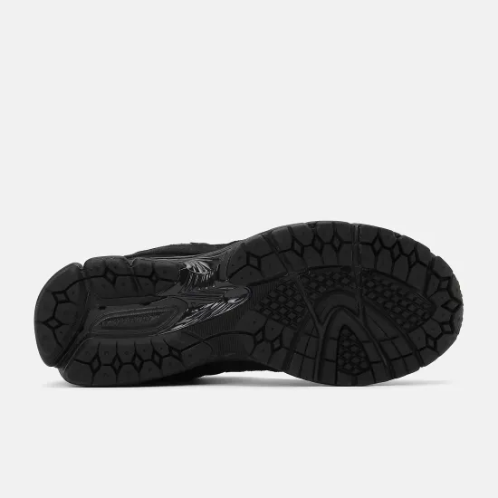 Кросівки New Balance 2002R U2002RBL