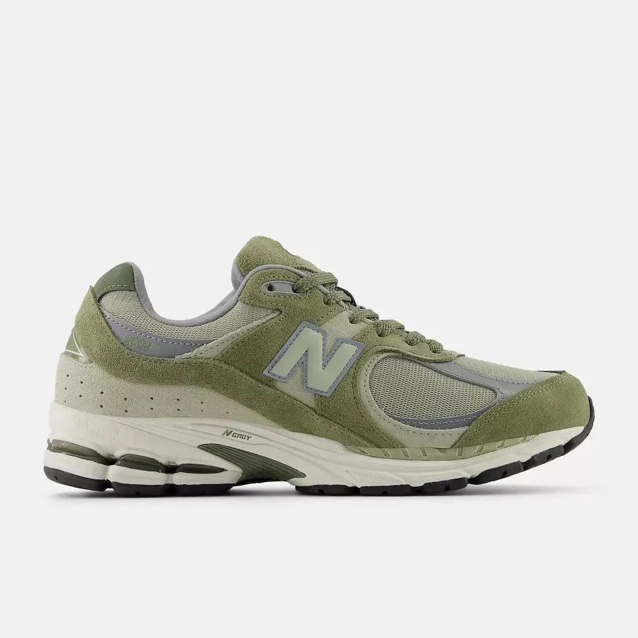 Кросівки New Balance 2002R U2002RCA