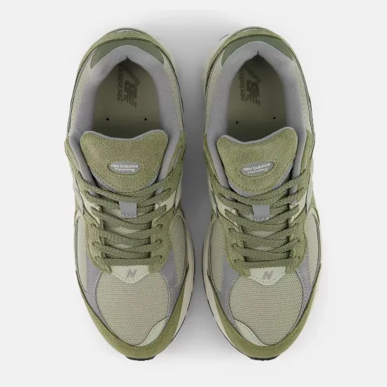 Кросівки New Balance 2002R U2002RCA