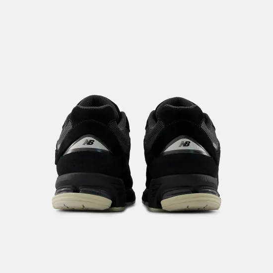 Кросівки New Balance 2002R U2002RL