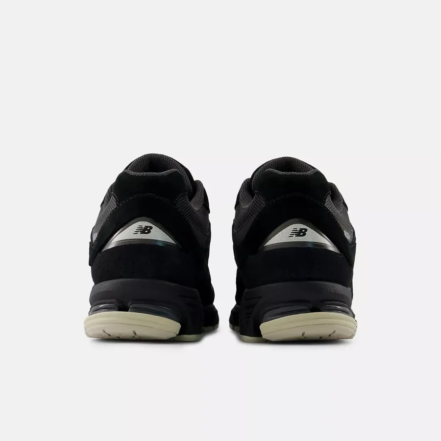 Кросівки New Balance 2002R U2002RL