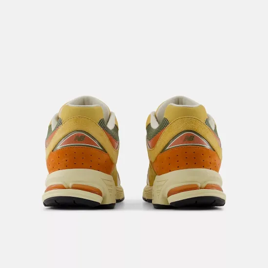 Кросівки New Balance 2002R U2002RPB