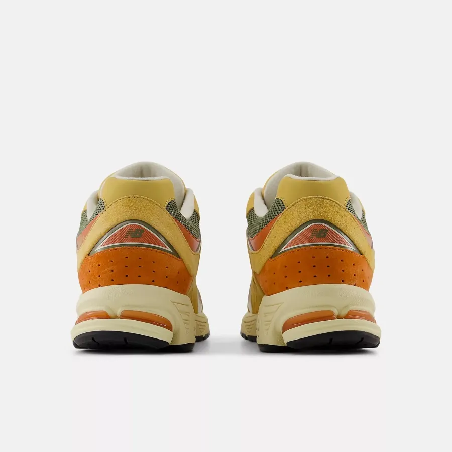 Кросівки New Balance 2002R U2002RPB
