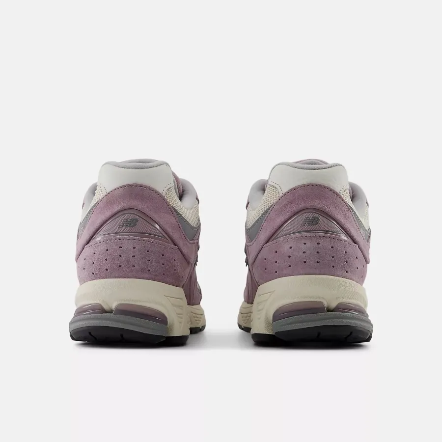 Кросівки New Balance 2002R U2002RRB