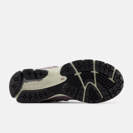 Кросівки New Balance 2002R U2002RRB