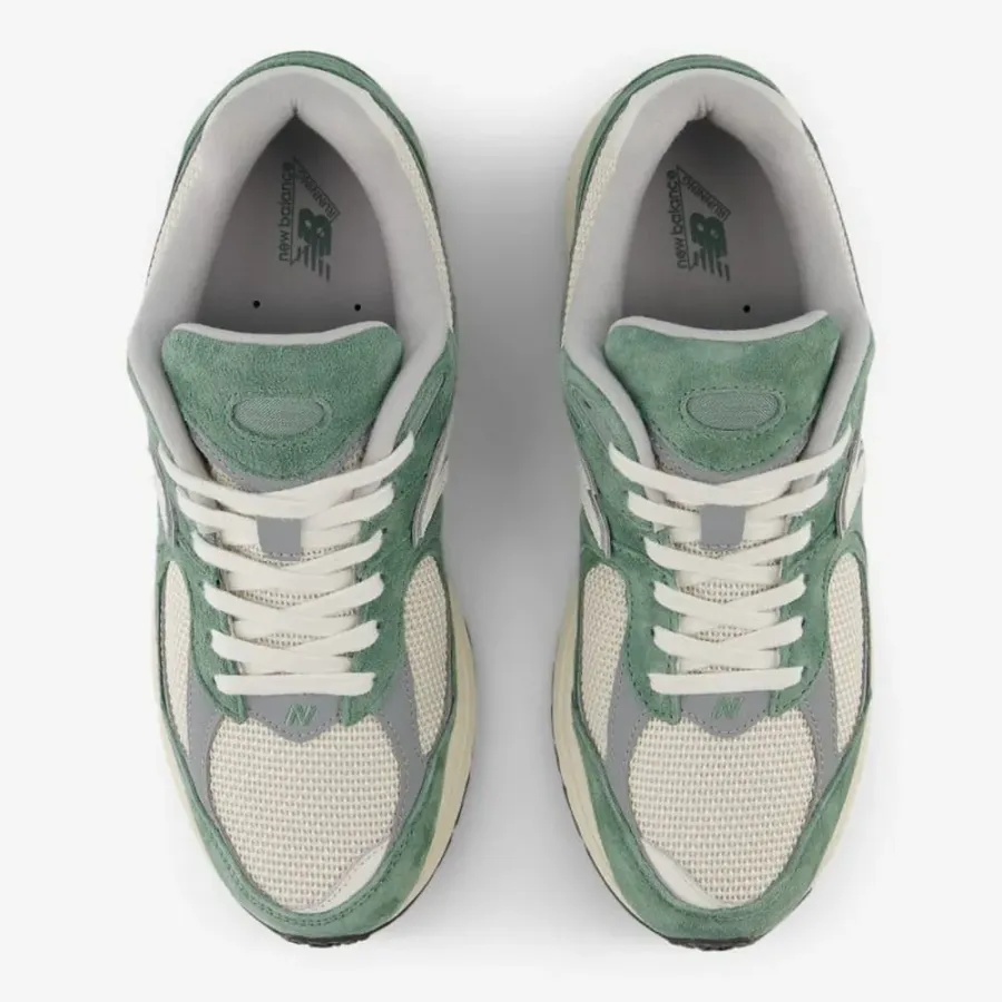 Кросівки New Balance 2002R U2002RRC