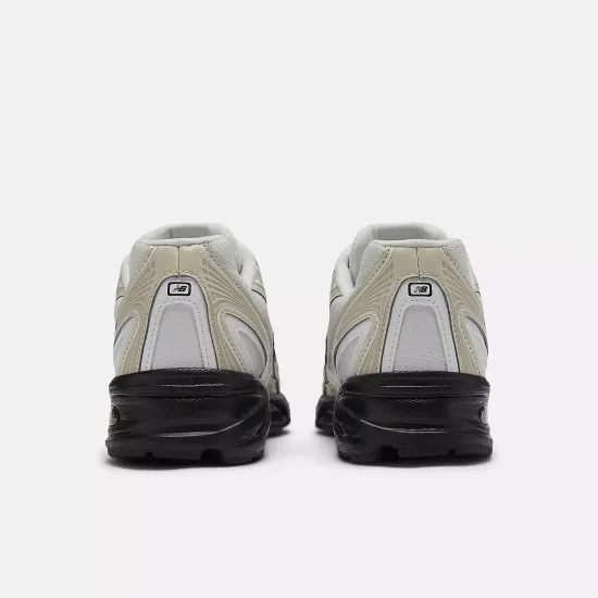Кросівки New Balance 740 U7404OO