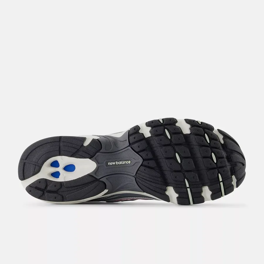 Кросівки New Balance 740 U740YG2