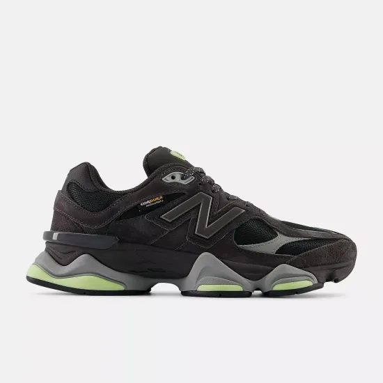 Кросівки New Balance 9060 U90602P8