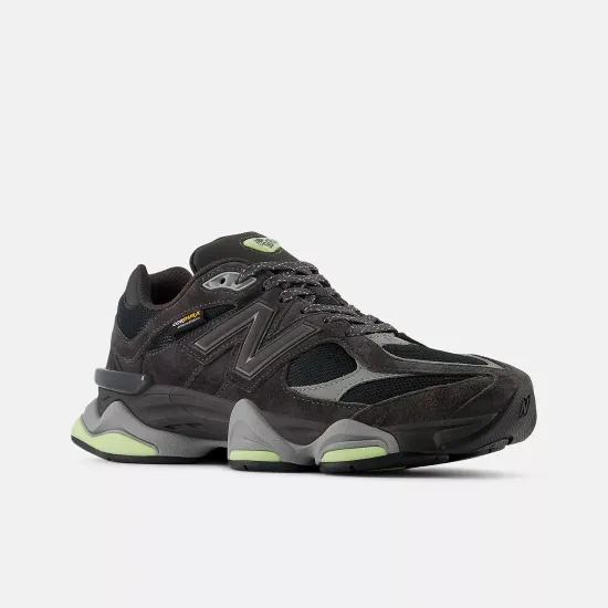 Кросівки New Balance 9060 U90602P8