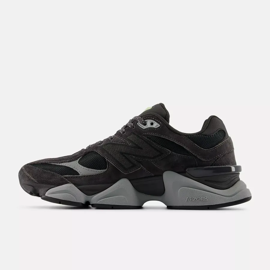 Кросівки New Balance 9060 U90602P8