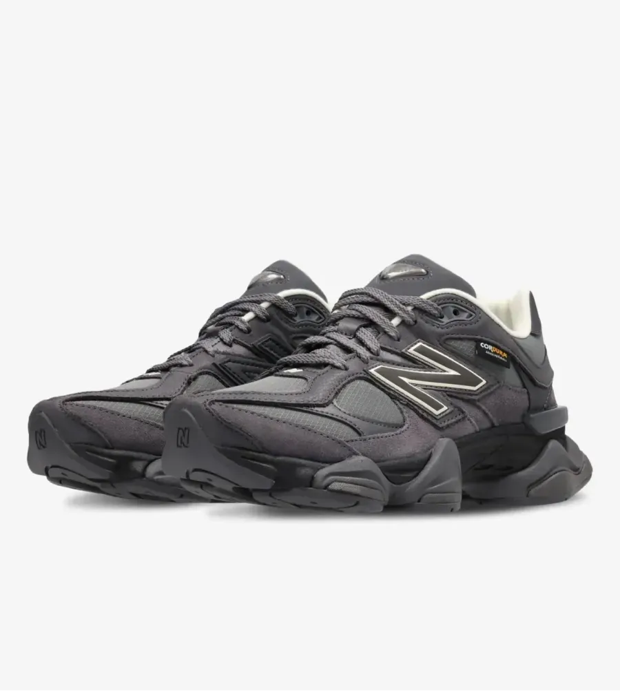 Кросівки New Balance 9060 U9060FNV