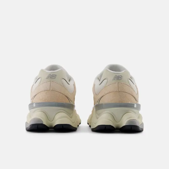 Кросівки New Balance 9060 U9060WNA