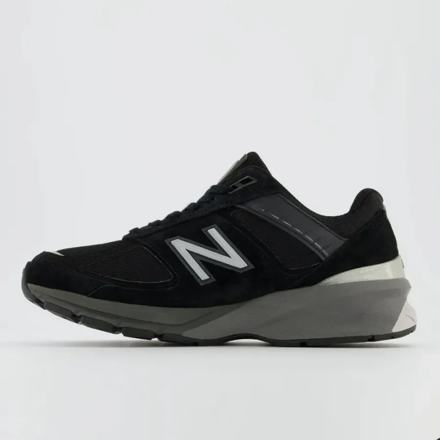 Кросівки New Balance 990v5 W990BK5