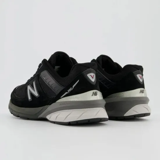 Кросівки New Balance 990v5 W990BK5