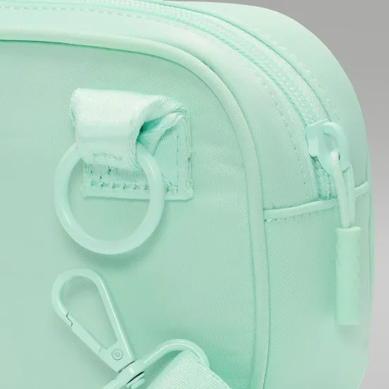 Сумка Nike Air Jordan Jaw Alpha Camera Bag WA0870-U4A