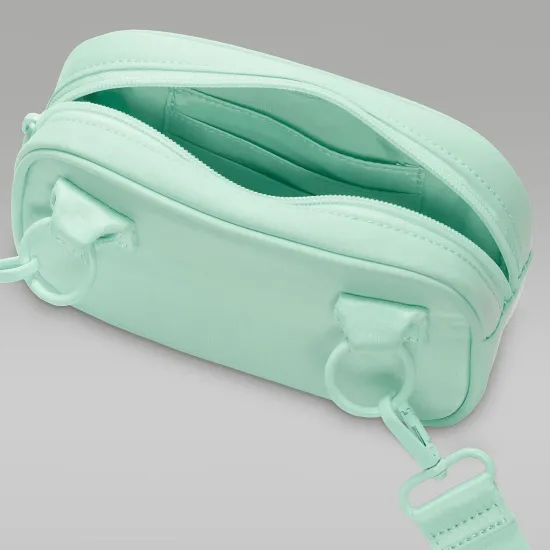 Сумка Nike Air Jordan Jaw Alpha Camera Bag WA0870-U4A