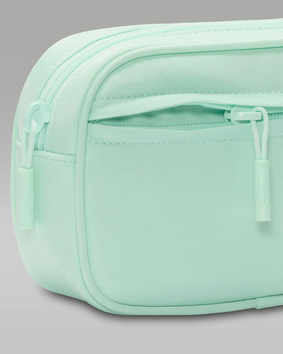 Сумка Nike Air Jordan Jaw Alpha Camera Bag WA0870-U4A