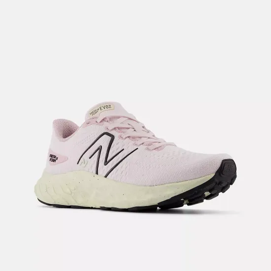 Кросівки New Balance FuelCell Evoz v3 WEVOZCP3