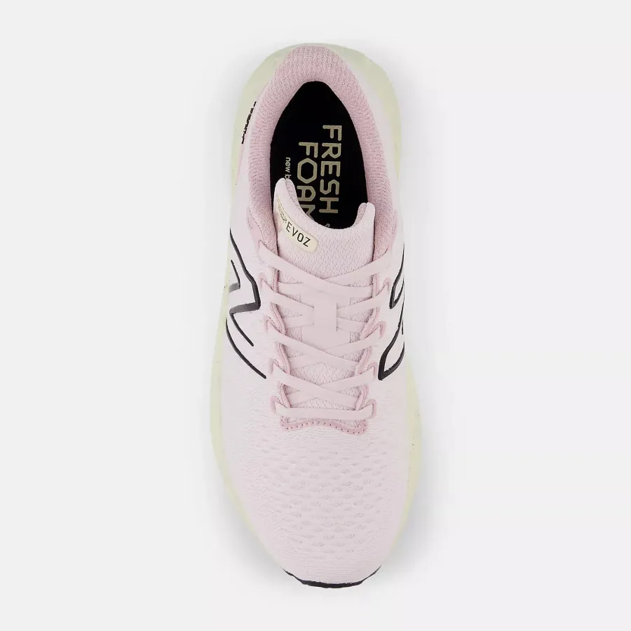 Кросівки New Balance FuelCell Evoz v3 WEVOZCP3