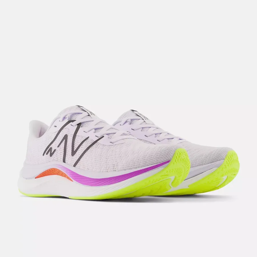 Кросівки New Balance FuelCell Propel v4 WFCPRLG4