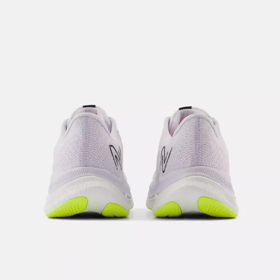 Кросівки New Balance FuelCell Propel v4 WFCPRLG4