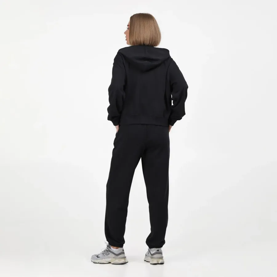 Куртка New Balance Small Logo WJ41501BK